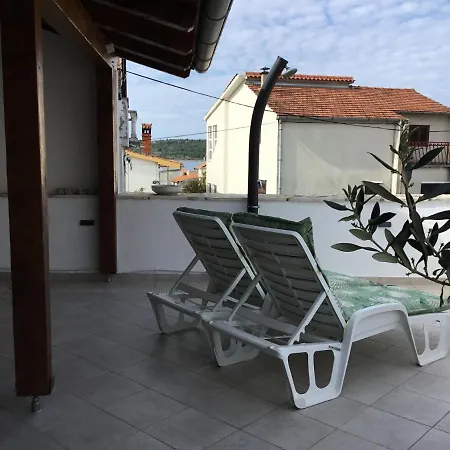 Stein Haus Tatil Evi