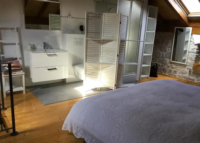 Stein Haus * Pirovac