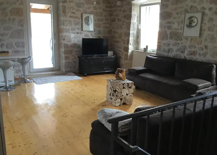 Casa vacanze Stein Haus Pirovac